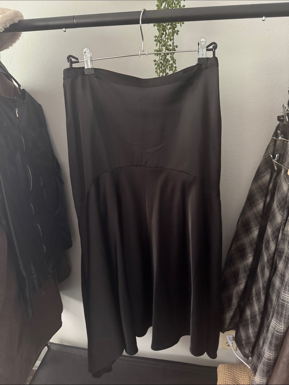 H&M Satin Asymmetric Flare Satin Skirt Tags Still On